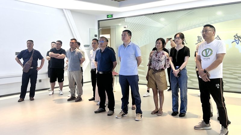 衢州市發(fā)改委黨委委員、對口辦副主任陳齊禮到浙江農(nóng)合考察消費幫扶工作